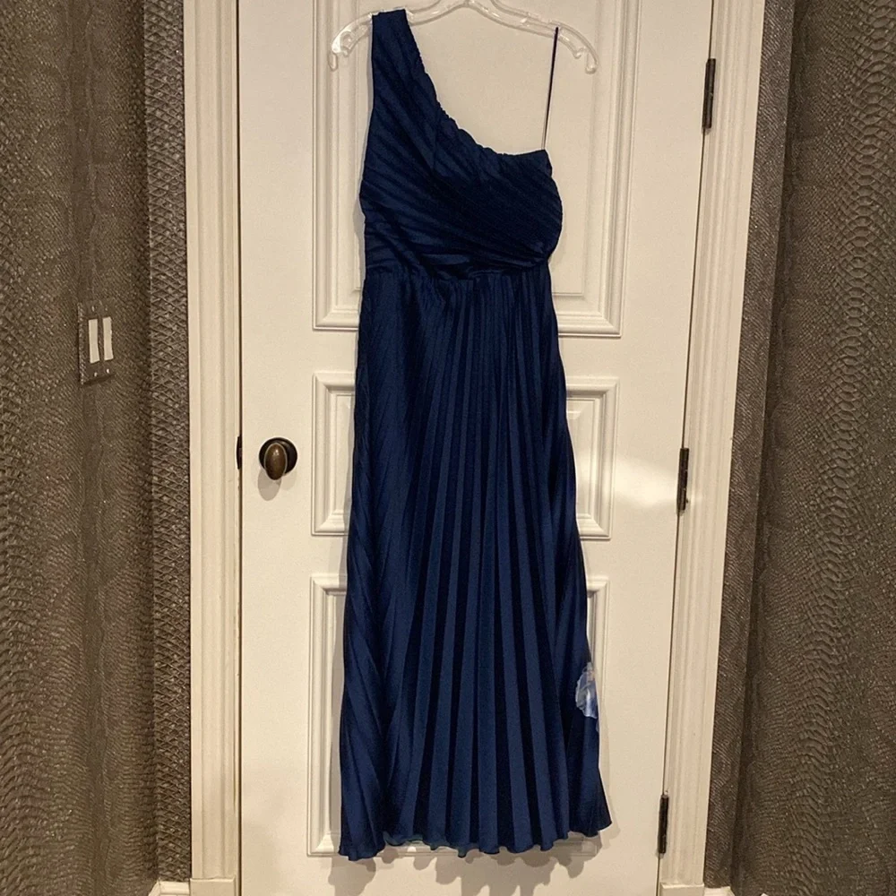 The A&F Giselle Pleated One-Shoulder Maxi Dress